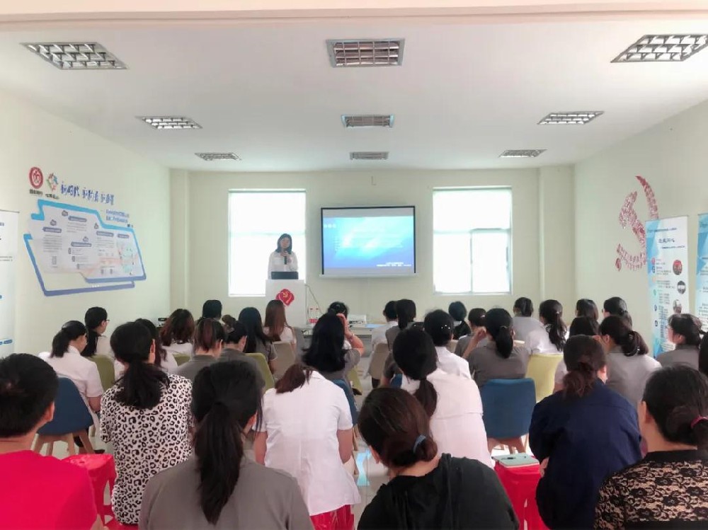 乐融融要闻 | 普法宣传进企业 以案释法促和谐